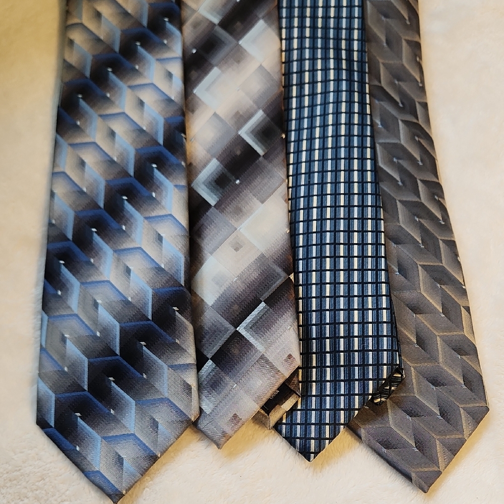 Men's Blue Patterned Necktie – Elegant Navy & Gray Designs